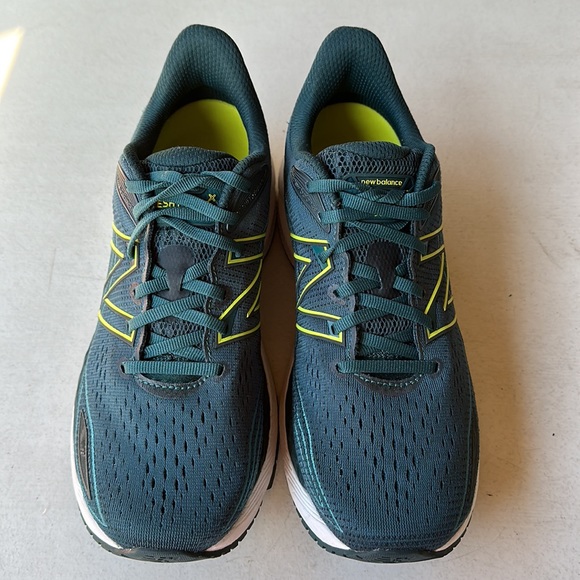 NEW BALANCE |  Men’s Hunter Green Fresh Foam 860 Running Sneakers Size 8.5 - Picture 2 of 11